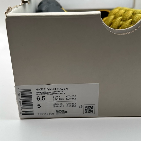 Women’s Nike Sz 6.5, 7Flyknit Haven FD2148 700 Slipon Sneaker Trainer Sports New - Picture 12 of 14